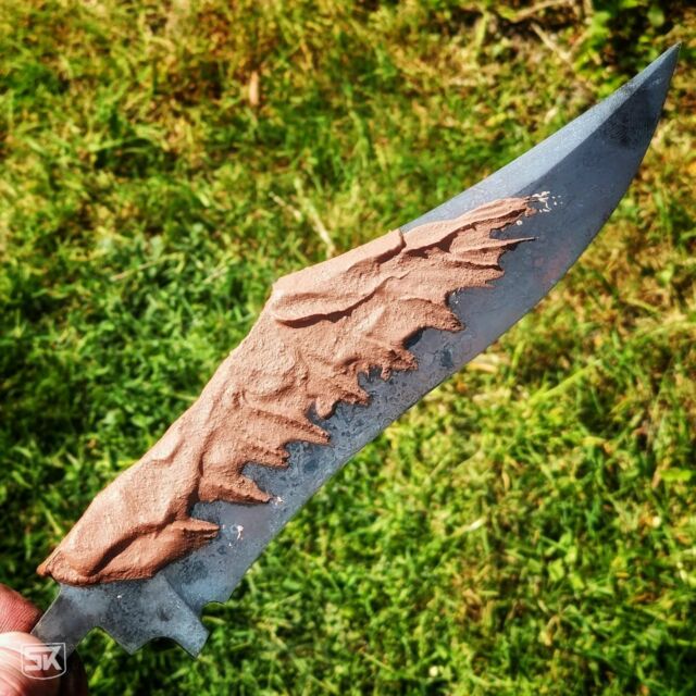 Who knows what I am doing here?
.
#simplyknives #customknife #customknives #knifefanatics #metalwork #knifestagram #artisan #knifemaker #knife #cutlery #knifeporn #bladesmith #bladesmithing #knives #handmade #diy #knifemaking #messer #handarbeit #handwerker